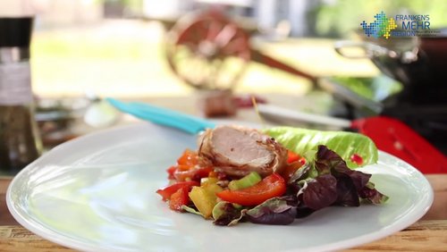 Gegrilltes Schweinefilet mit Paprika-Chutney