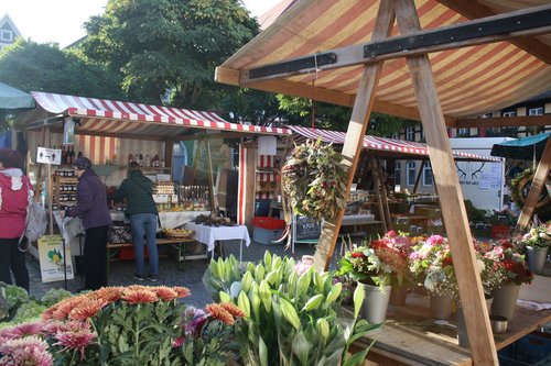 Marktstände in Neustadt a.d.Aisch